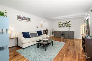 2830 Lexington Ln, Highland Park, IL 60035 - Photo 5