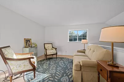 1320 Georgetown Drive, Batavia, IL 60510 - Photo 17