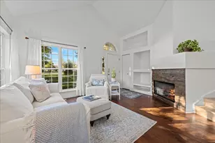 1320 Georgetown Dr, Batavia, IL 60510 - Photo 3