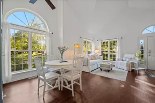 1320 Georgetown Dr, Batavia, IL 60510 - Photo 5