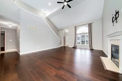 12441 Woodcrest Lane, Roscoe, IL 61073 - Photo 7