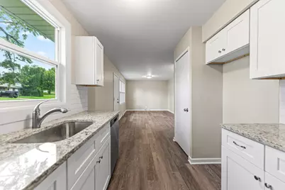 1450 Winter Drive, Freeport, IL 61032 - Photo 9