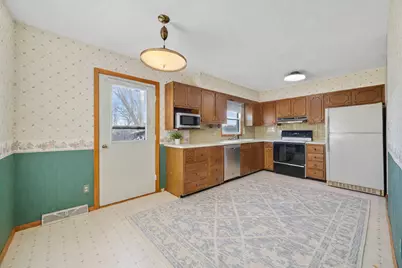 1319 Rutledge Road, Bloomington, IL 61704 - Photo 5