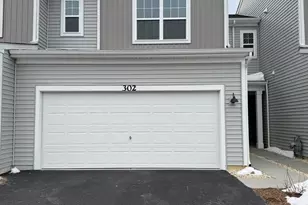 302 Kingsport Dr, South Elgin, IL 60177 - Photo 1