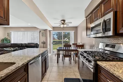 [Address not provided], Streamwood, IL 60107 - Photo 9