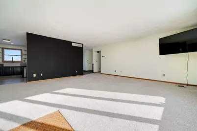 2481 Gleasman Road, Rockford, IL 61103 - Photo 5