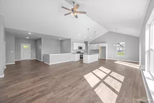 512 Quinlan Ave, Dekalb, IL 60115 - Photo 15