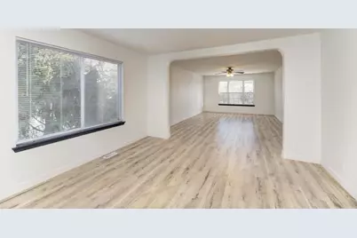 5610 Heartland Court, Carpentersville, IL 60110 - Photo 33