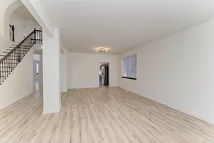 5610 Heartland Ct, Carpentersville, IL 60110 - Photo 11