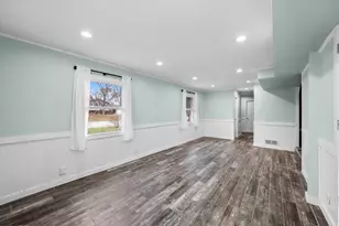 473 Rockhurst Rd, Bolingbrook, IL 60440 - Photo 9