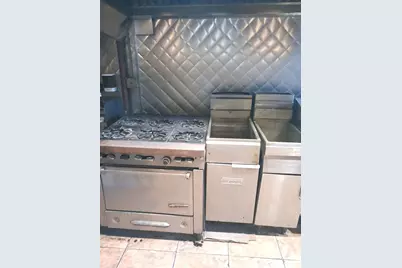 4070 S Archer Avenue, Chicago, IL 60632 - Photo 9