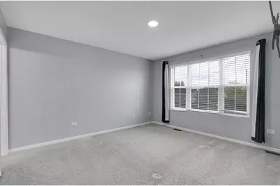912 Bradford Drive, Naperville, IL 60563 - Photo 13
