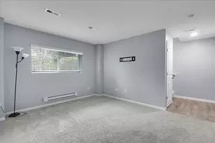 912 Bradford Dr, Naperville, IL 60563 - Photo 29