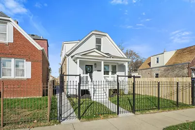 4830 W Kamerling Avenue, Chicago, IL 60651 - Photo 1