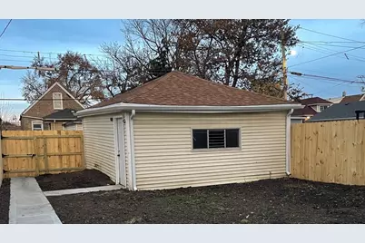 4830 W Kamerling Avenue, Chicago, IL 60651 - Photo 15