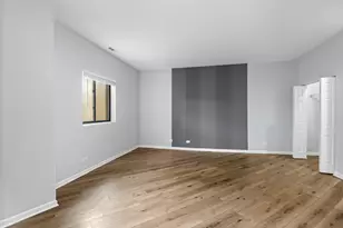 2451 W Howard St, Chicago, IL 60645 - Photo 3