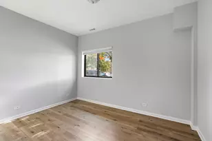 2451 W Howard St, Chicago, IL 60645 - Photo 7