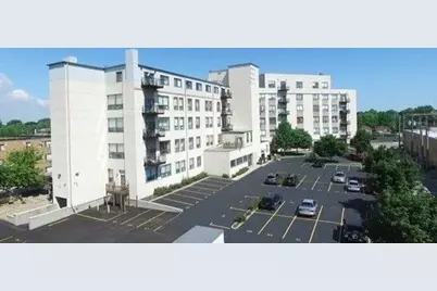 2451 W Howard Street #106, Chicago, IL 60645 - Photo 1