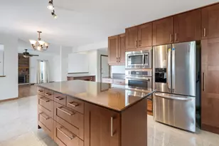 775 Harmon Blvd, Hoffman Estates, IL 60169 - Photo 5