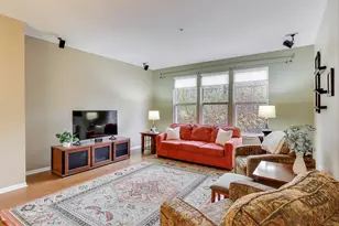 934 Tuscany Dr, Streamwood, IL 60107 - Photo 5