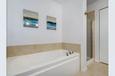 500 W Superior Street #1202, Chicago, IL 60654 - Photo 19