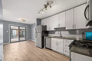 16160 Apple Ln, Tinley Park, IL 60487 - Photo 9