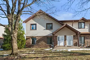16160 Apple Ln, Tinley Park, IL 60487 - Photo 1
