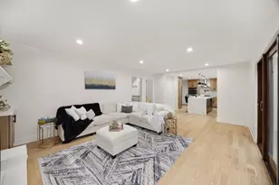 818 Fairwinds Ct, Naperville, IL 60563 - Photo 9