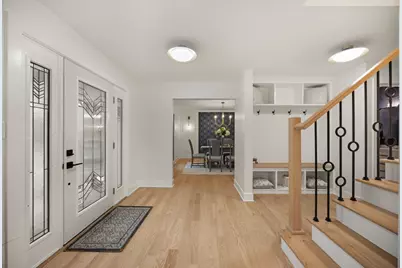 818 Fairwinds Court, Naperville, IL 60563 - Photo 3