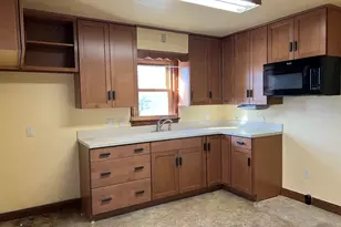 681 S Tanner Ave, Kankakee, IL 60901 - Photo 5