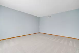 11062 Chicory Ridge Way, Roscoe, IL 61073 - Photo 5