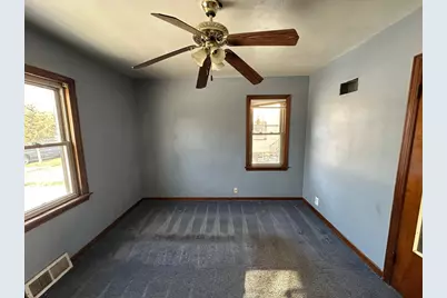 513 Cookane Avenue, Elgin, IL 60120 - Photo 9