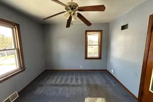 513 Cookane Ave, Elgin, IL 60120 - Photo 9