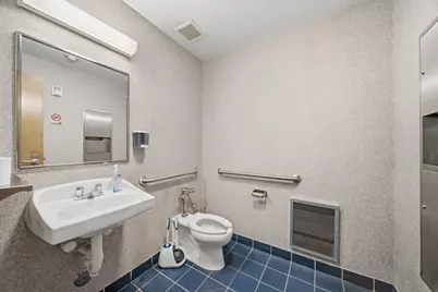921 S State Street, Lockport, IL 60441 - Photo 17