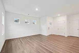 6477 Juniper Dr, Wonder Lake, IL 60097 - Photo 5