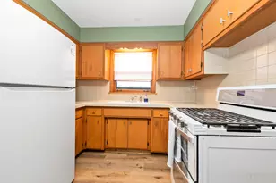 6801 W 109th St, Worth, IL 60482 - Photo 9