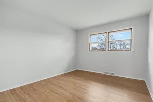 15108 Hamlin Ave, Midlothian, IL 60445 - Photo 11