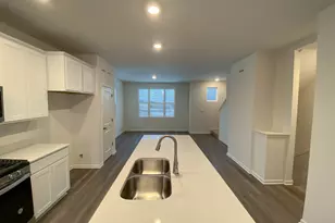 561 Yosemite Wy, Mundelein, IL 60060 - Photo 11