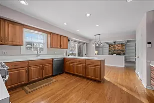 852 Waverly Ct, Naperville, IL 60563 - Photo 11