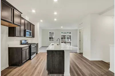 569 Yosemite Way, Mundelein, IL 60060 - Photo 5