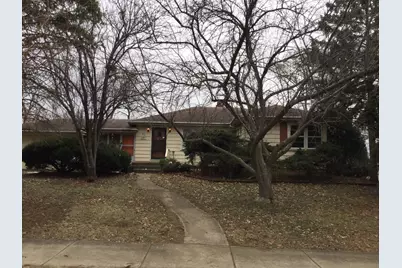 251 E Le Moyne Avenue, Lombard, IL 60148 - Photo 1