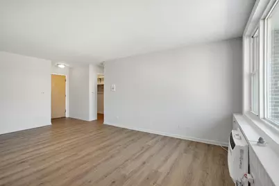 8712 Skokie Boulevard #3L, Skokie, IL 60076 - Photo 11