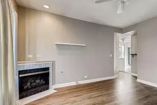 2306 W Jarvis Ave, Chicago, IL 60645 - Photo 3