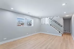 1116 S Busse Rd, Mount Prospect, IL 60056 - Photo 23