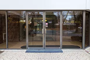 225 Lake Blvd, Buffalo Grove, IL 60089 - Photo 5