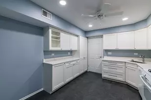 225 Lake Blvd, Buffalo Grove, IL 60089 - Photo 13