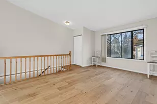 455 Kennedy Pl, Vernon Hills, IL 60061 - Photo 3