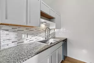 455 Kennedy Pl, Vernon Hills, IL 60061 - Photo 9