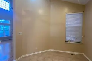 1626 S Luther Ave, Oakbrook Terrace, IL 60181 - Photo 19