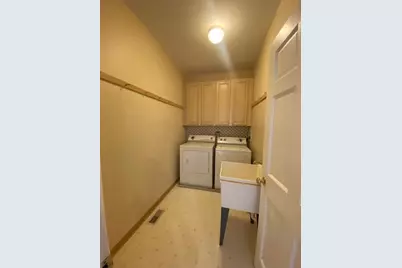 1626 S Luther Avenue, Oakbrook Terrace, IL 60181 - Photo 23